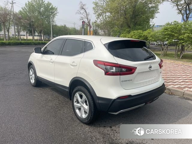 Nissan Qashqai 2022 Белый из Китая, фото 5