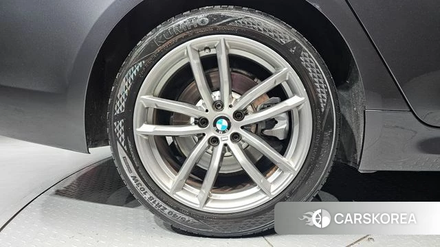 BMW 5 Series (G30) id 4776401 из Кореи 15