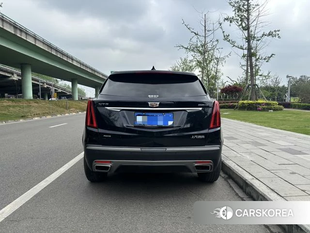 Cadillac XT5 id 4217425 из Китая 17