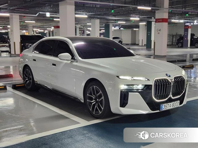 BMW 7 Series (G70) id 3798293 из Кореи 15