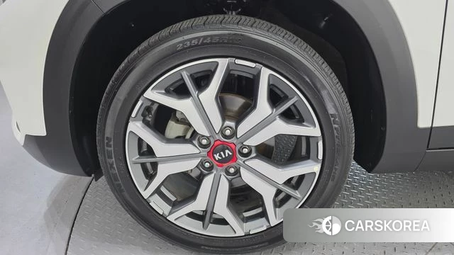 Kia Seltos id 4581030 из Кореи 15