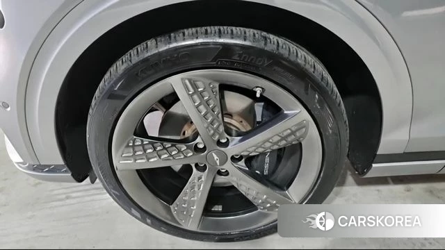 Genesis GV70 id 4519240 из Кореи 13