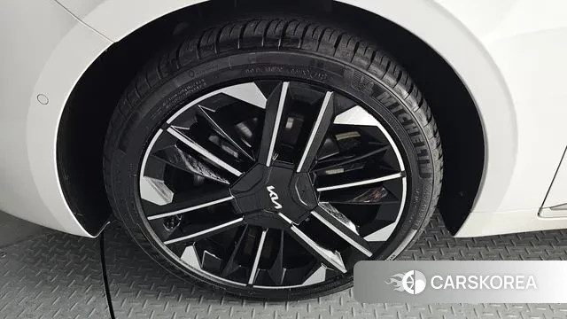 Kia The New K8 Hybrid id 3410247 из Кореи 15