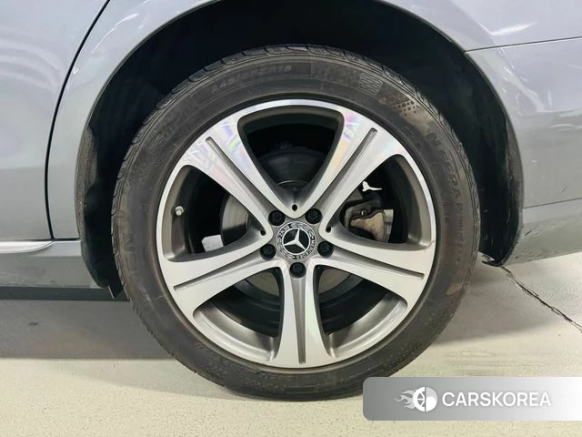 Mercedes-Benz E-Class W213 id 4654218 из Кореи 15