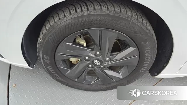 Hyundai Avante Hybrid (CN7) id 3329776 из Кореи 15