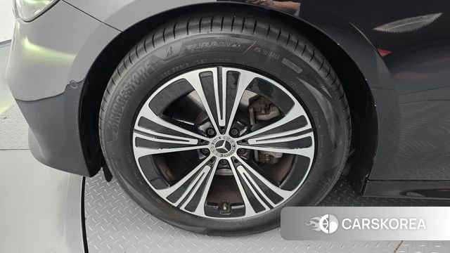 Mercedes-Benz E-Class W214 id 4773264 из Кореи 27