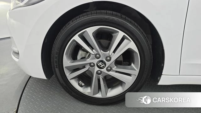 Hyundai Avante AD id 4633161 из Кореи 25