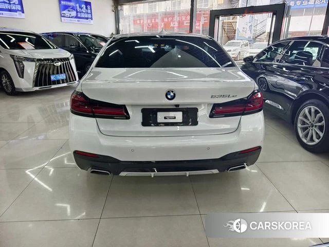 BMW 5 series PHEV id 4261202 из Китая 13
