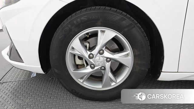 Hyundai Avante (CN7) id 3893447 из Кореи 15