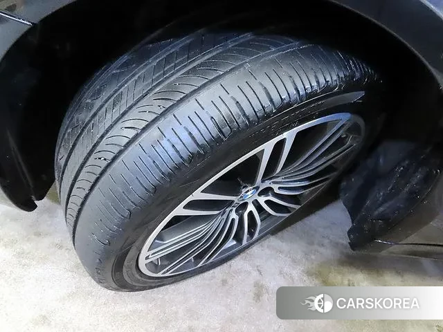 BMW 5 Series (G30) id 3757503 из Кореи 15