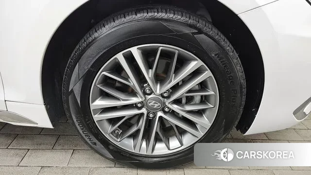 Hyundai Grandeur IG id 3588460 из Кореи 15