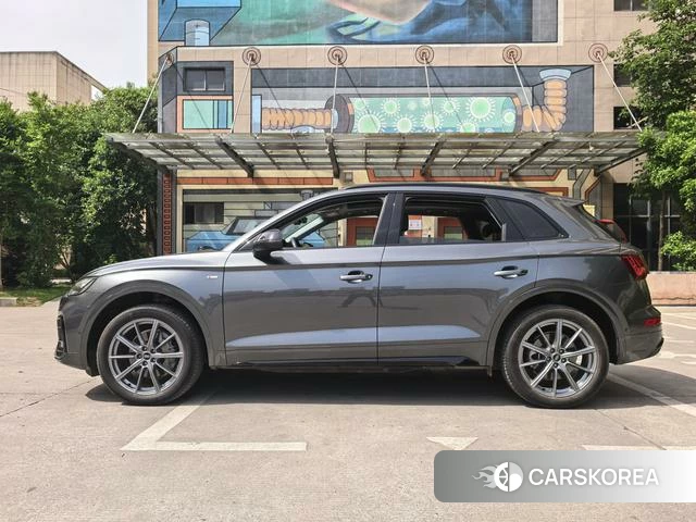 Audi Q5L id 4275680 из Китая 18