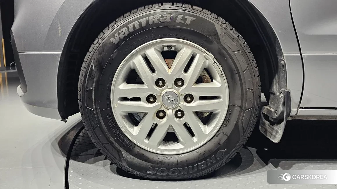 Hyundai The New Grand Starex id 1713621 из Кореи 15