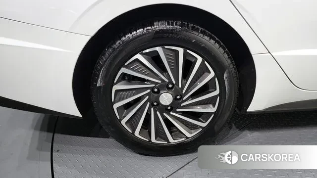 Hyundai Sonata Hybrid (DN8) id 3606239 из Кореи 15