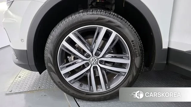 Volkswagen Tiguan Allspace id 2901947 из Кореи 15