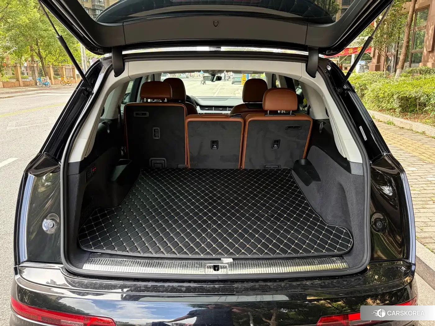 Audi Q7 id 4628279 из Китая 28