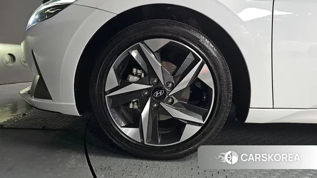 Hyundai Avante (CN7) id 3639600 из Кореи 15