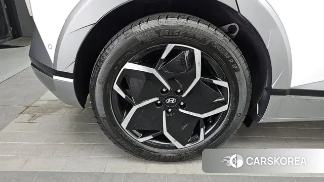 Hyundai Ionic 5 id 3712646 из Кореи 15