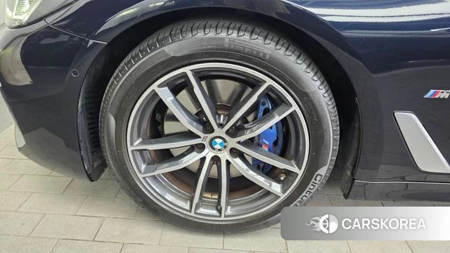 BMW 5 Series (G30) id 4506866 из Кореи 26