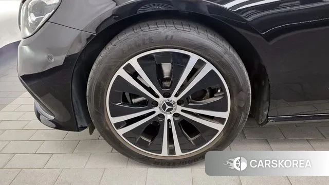 Mercedes-Benz E-Class W213 id 3412308 из Кореи 15