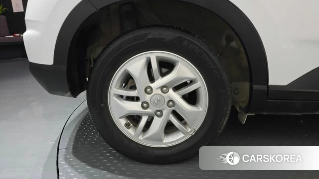 Hyundai Venue id 4549758 из Кореи 25