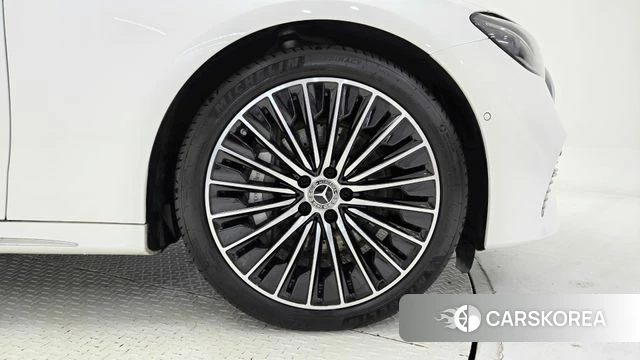 Mercedes-Benz E-Class W214 id 4474184 из Кореи 12