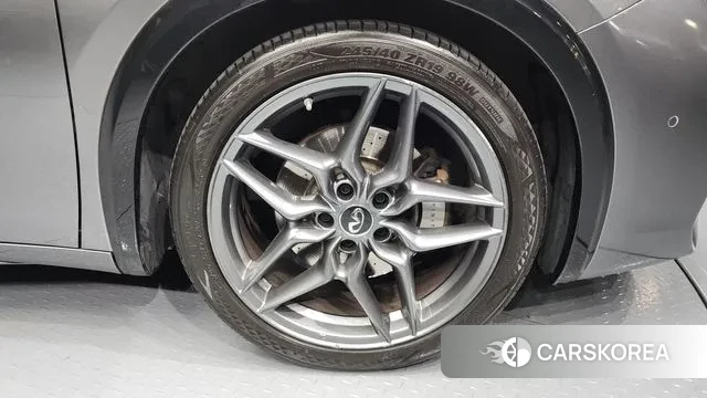 Infiniti Q30 id 3330268 из Кореи 15