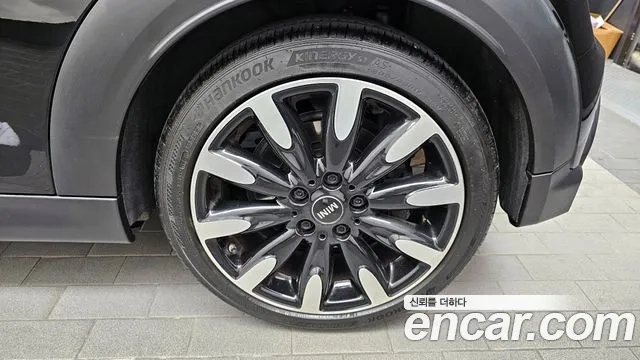 Mini Cooper S id 2954983 из Кореи 15