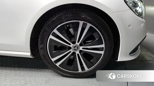 Mercedes-Benz E-Class W213 id 3722699 из Кореи 15