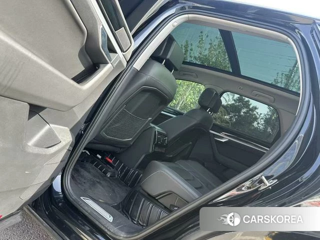 Volkswagen Touareg 2021 Черный из Китая, фото 5