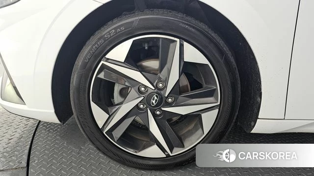 Hyundai Avante Hybrid (CN7) id 4614026 из Кореи 29