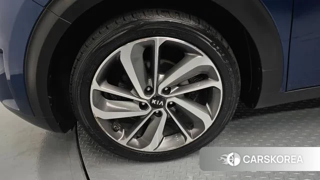 Kia Niro id 3004905 из Кореи 15