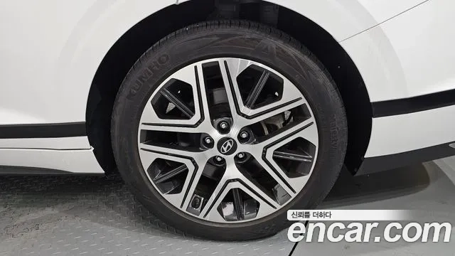 Hyundai Grandeur (GN7) id 2943596 из Кореи 15