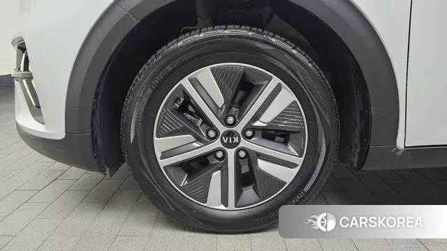 Kia The New Niro id 3448971 из Кореи 15