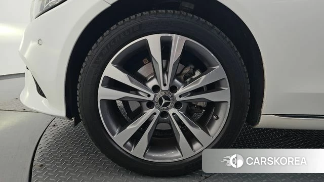 Mercedes-Benz C-Class W205 id 4641807 из Кореи 29