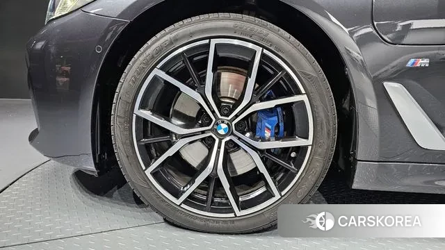 BMW 5 Series (G30) id 3493826 из Кореи 15