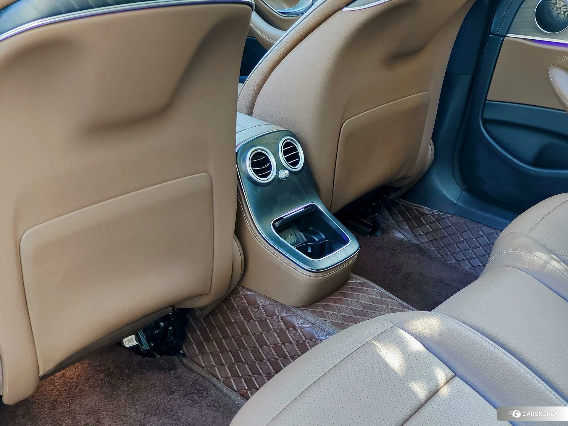 Mercedes-Benz E-class PHEV 2021 Коричневый из Китая, фото 6