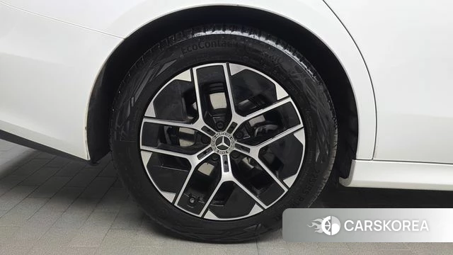 Mercedes-Benz E-Class W214 id 4336521 из Кореи 25