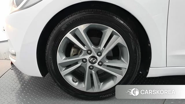 Hyundai Avante AD id 4531116 из Кореи 15