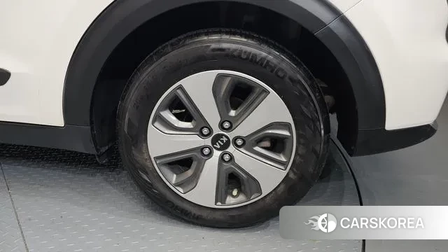 Kia Niro id 3500105 из Кореи 15