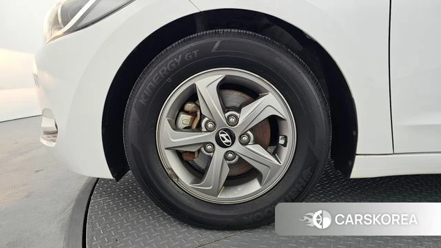 Hyundai Avante AD id 4610452 из Кореи 15