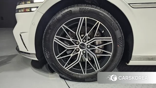 Genesis G90 (RS4) id 3252401 из Кореи 15