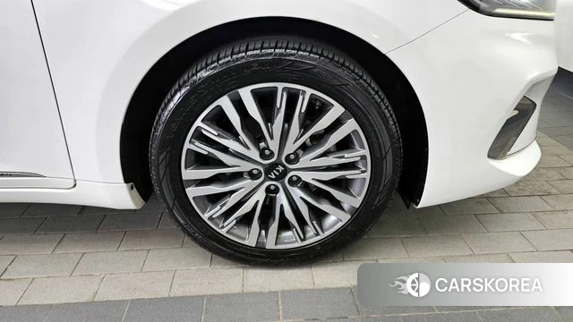 Kia K7 Premier Hybrid id 3885536 из Кореи 15