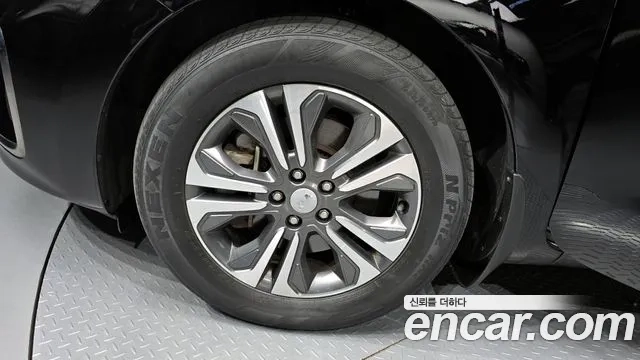 Kia The New Carnival id 2922101 из Кореи 15