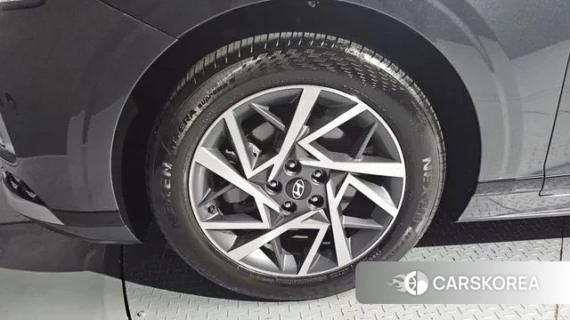 Hyundai Grandeur (GN7) id 3388345 из Кореи 15