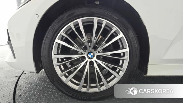 BMW 3 Series (G20) id 3898337 из Кореи 15