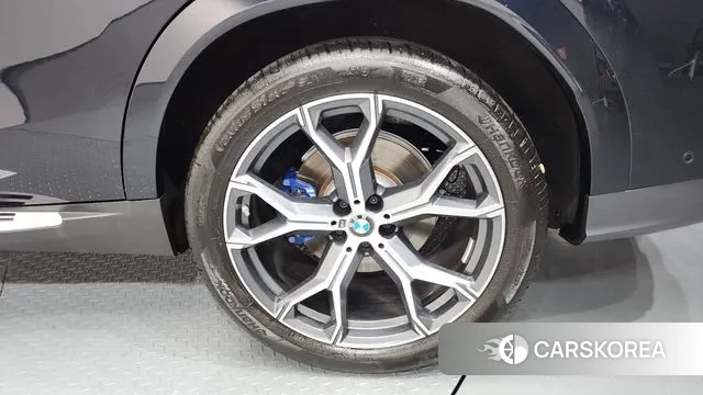 BMW X6 (G06) id 3720946 из Кореи 15