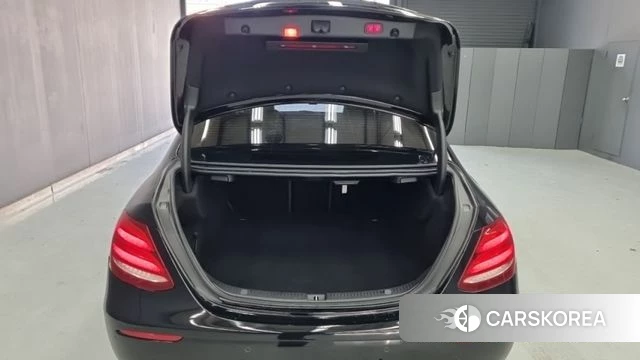 Mercedes-Benz E-Class W213 id 4587340 из Кореи 13