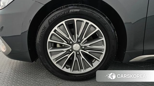 Hyundai Grandeur IG Hybrid id 4642871 из Кореи 28