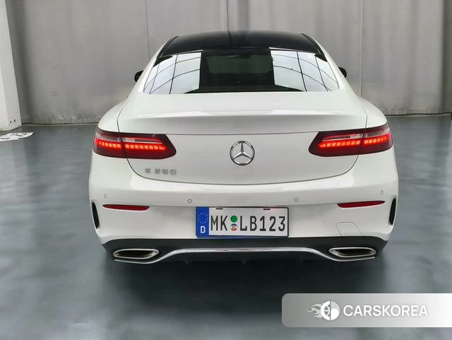 Mercedes-Benz E-class (imported) 2023 Белый из Китая, фото 6